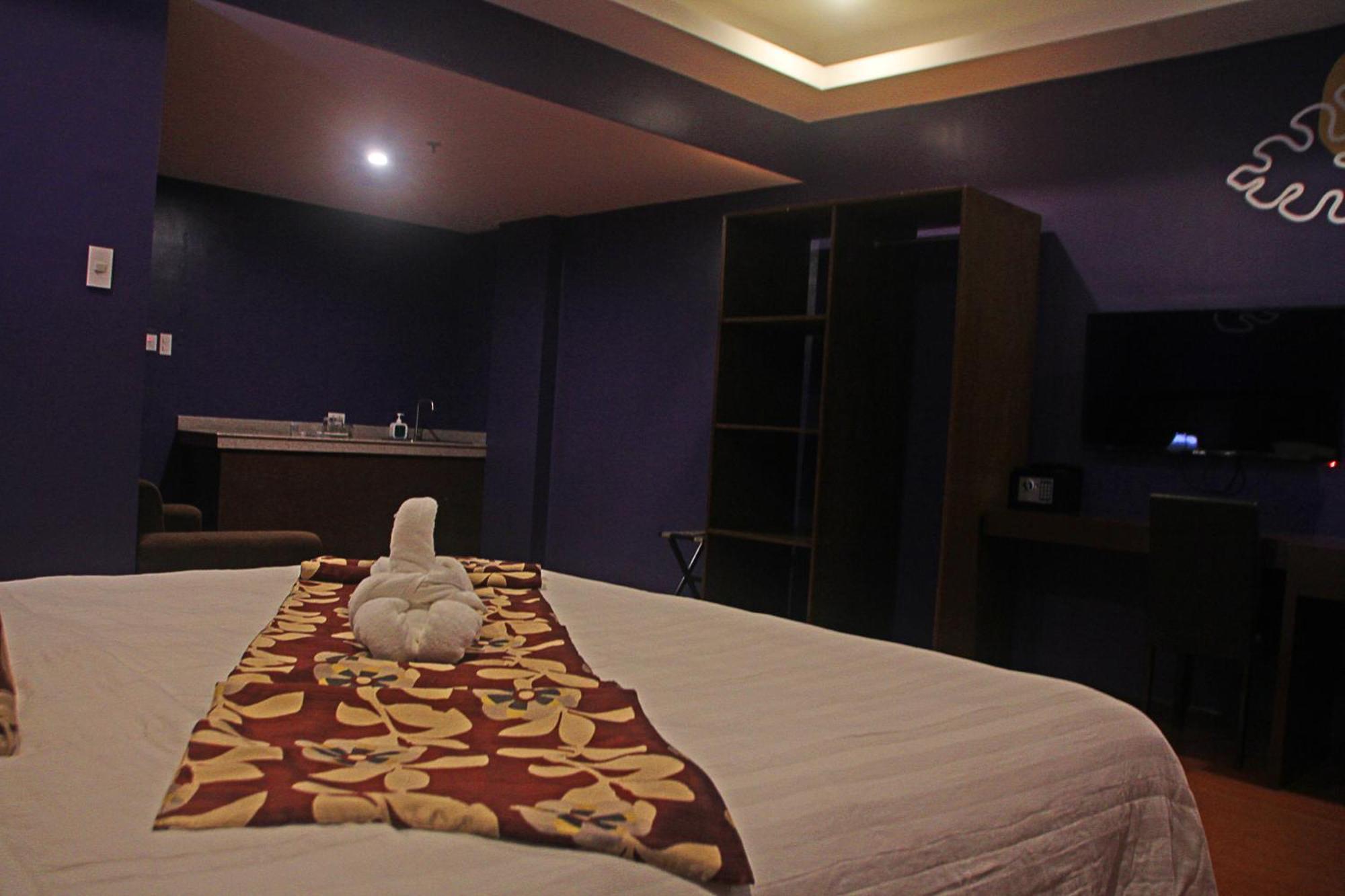 Hotel Palacio Puerto Princesa Luaran gambar