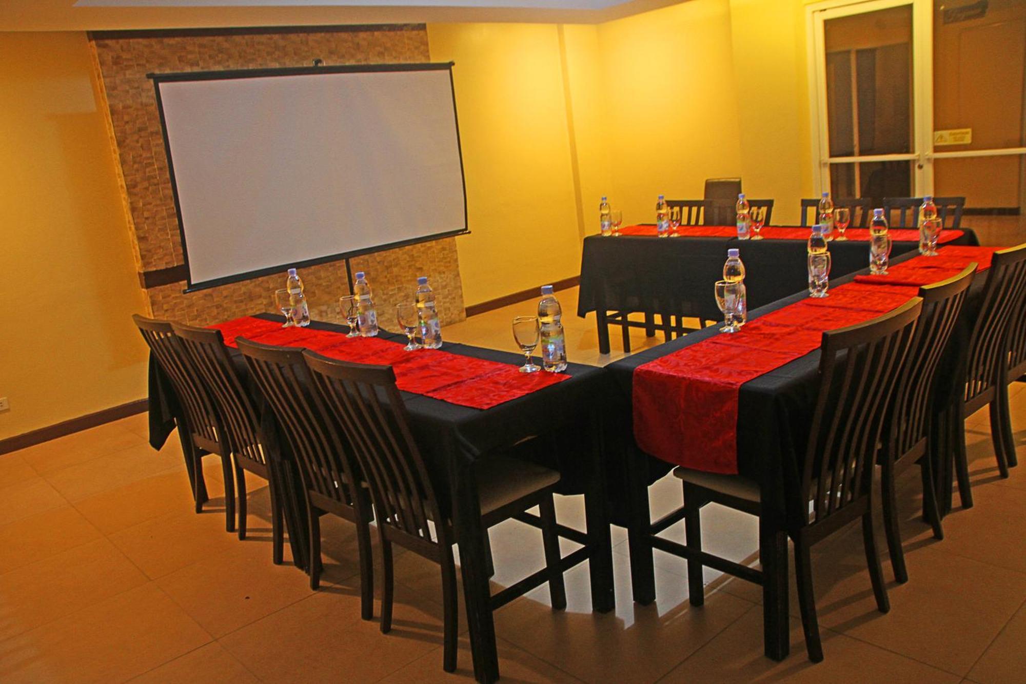 Hotel Palacio Puerto Princesa Luaran gambar